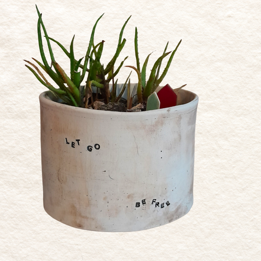 Oval Planter (Medium) - Let go. Be free.